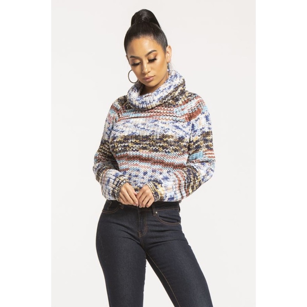 Beautiful cowl neck crop sweater!